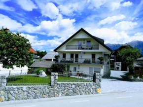 Отель Barn House MM, Блед